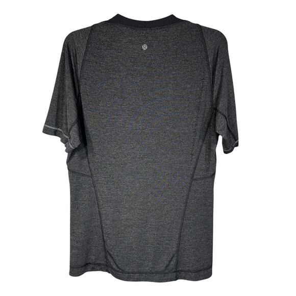 Lululemon Mens Medium Bolt Tech II Shirt Short Sleeves Lightweight Reversible - Picture 4 of 10